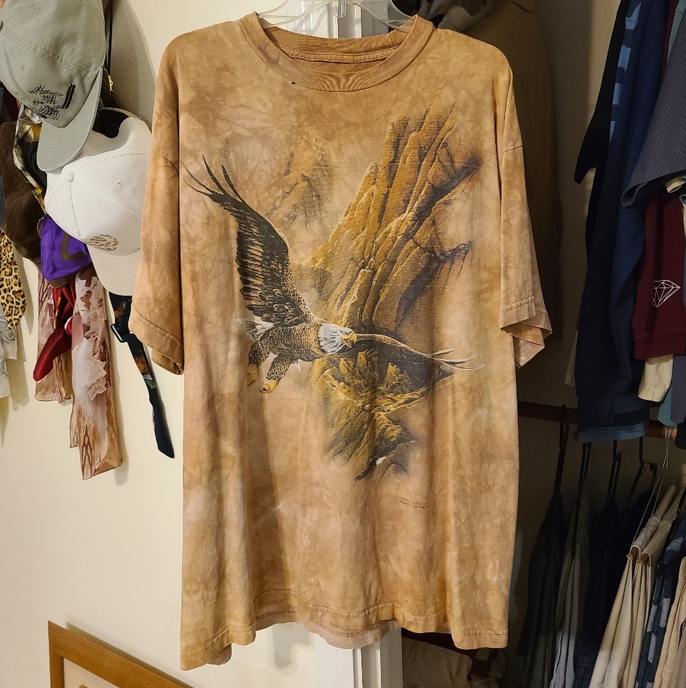The Mountain Men's Tan and Brown T-shirt